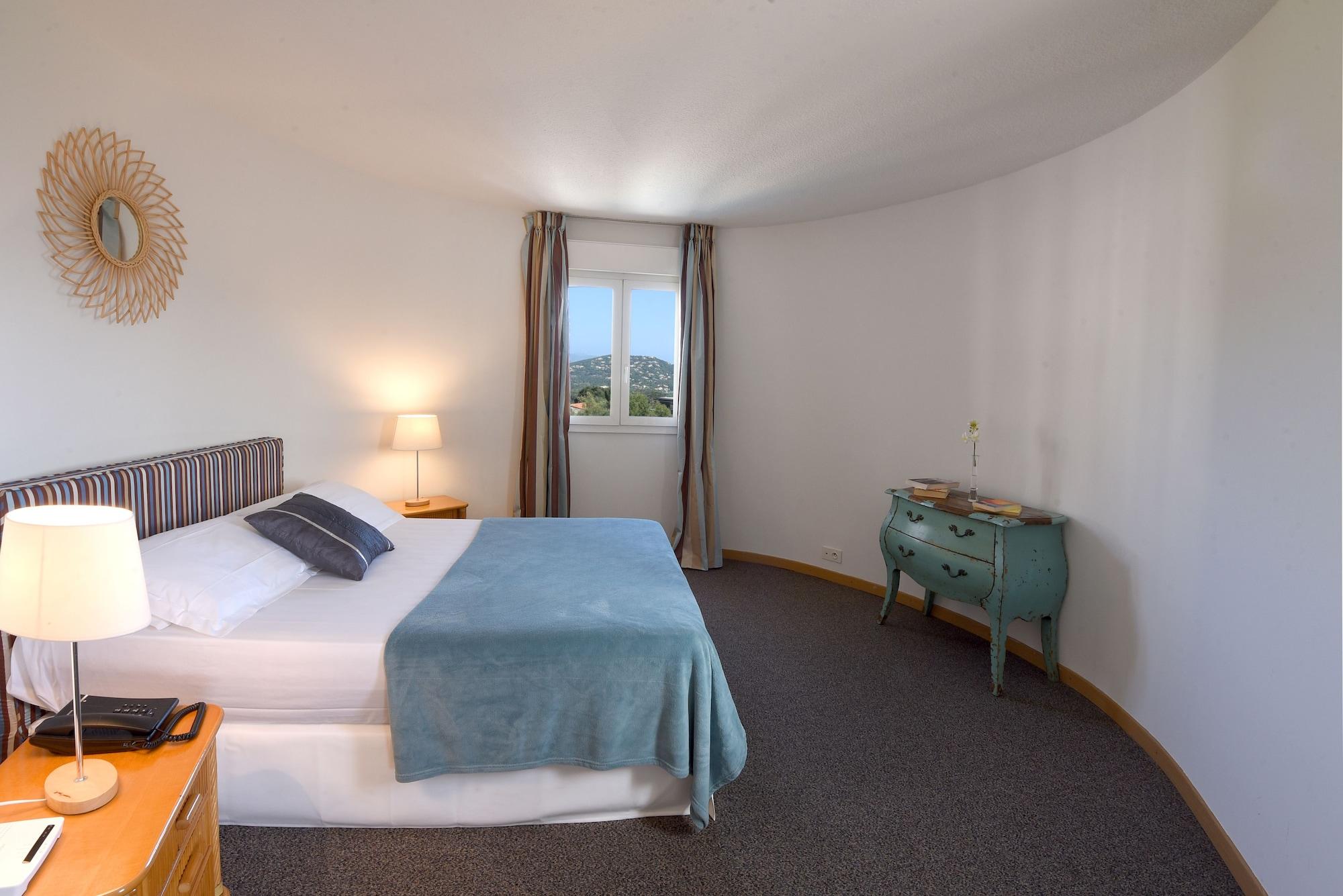 Hotel Le Tilbury Porto-Vecchio  Exterior photo