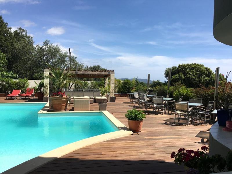 Hotel Le Tilbury Porto-Vecchio  Exterior photo