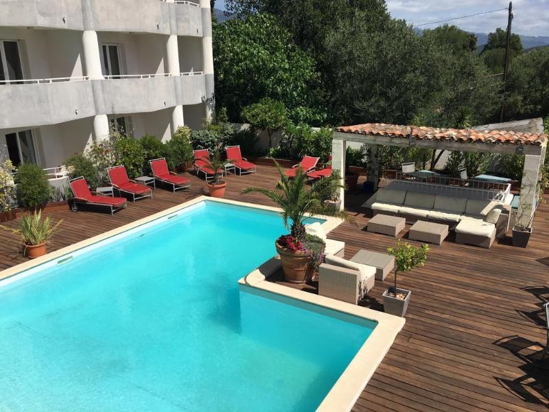 Hotel Le Tilbury Porto-Vecchio  Exterior photo