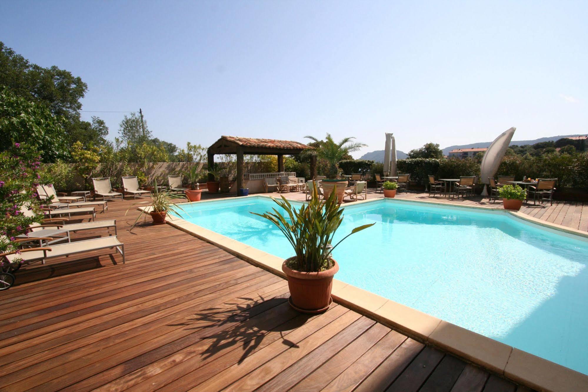 Hotel Le Tilbury Porto-Vecchio  Exterior photo
